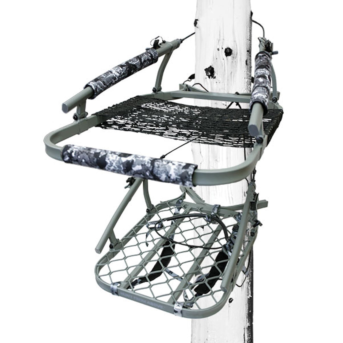 Tree Stand with Memory Foam Seat W903611