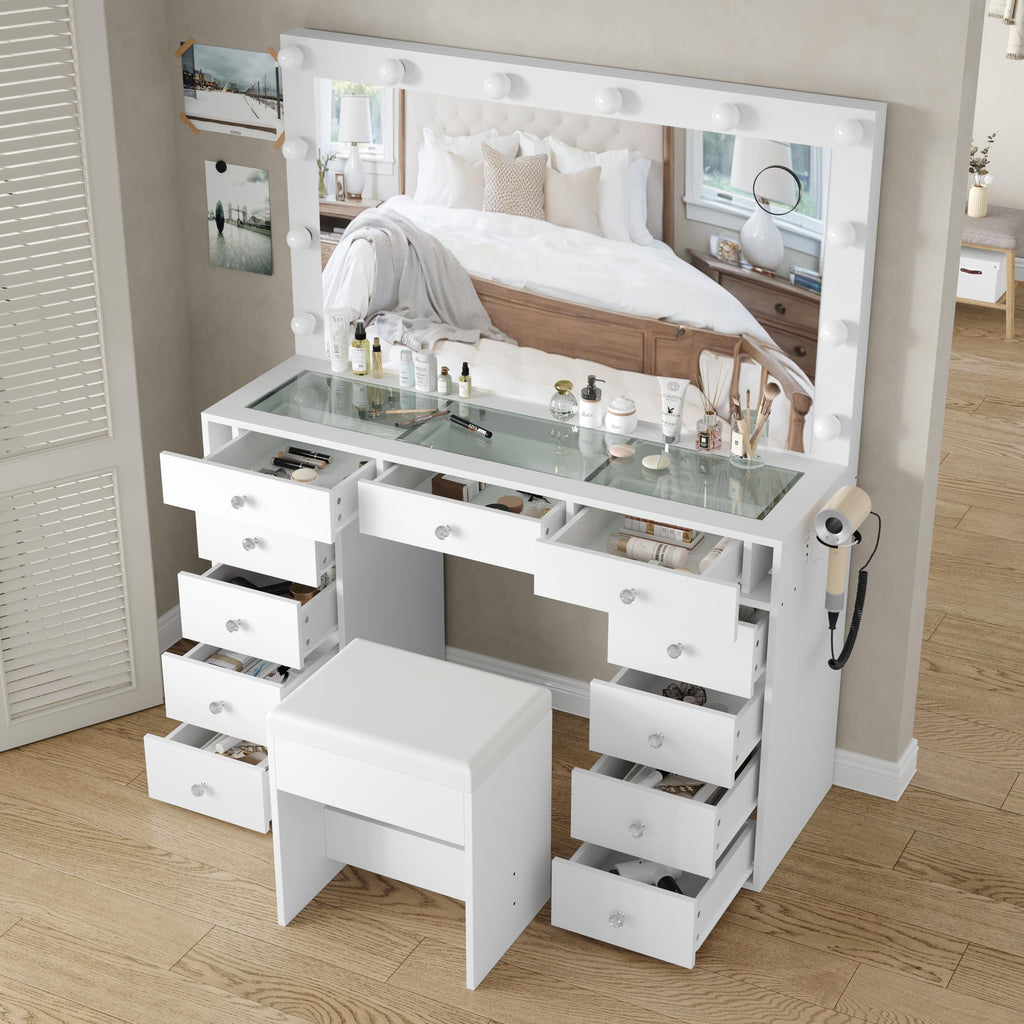 White Vanity Desk with Mirror and Chair K7462